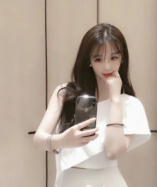 我最爱的白虎妹妹粉嫩B出现了