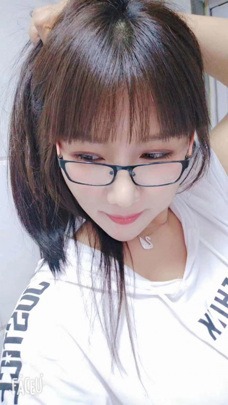 栖霞区 大奶子少妇